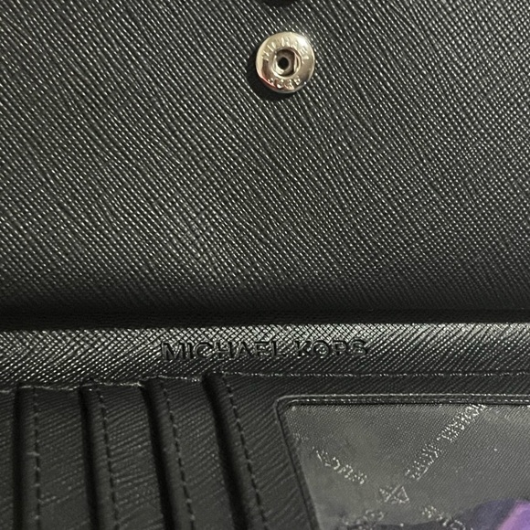 Michael Kors Black Leather Jet Set Double Zip Wallet Wristlet Silver-Tone Accent - Picture 9 of 13